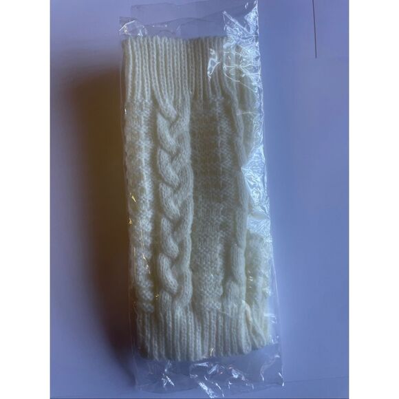Women’s Cable Knit Fingerless Gloves White One Size - Picture 5 of 5